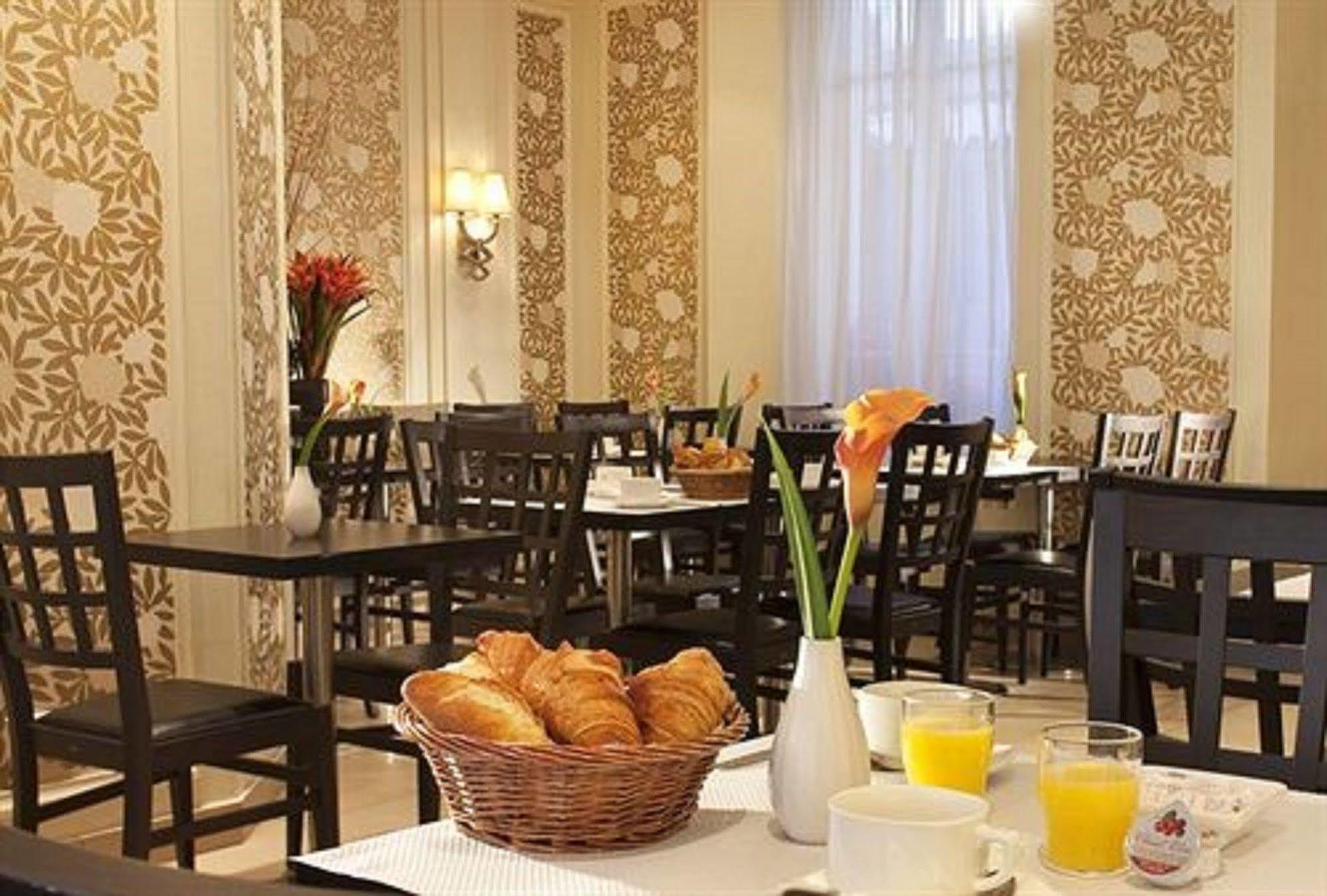 Hôtel Gérando Parigi Esterno foto