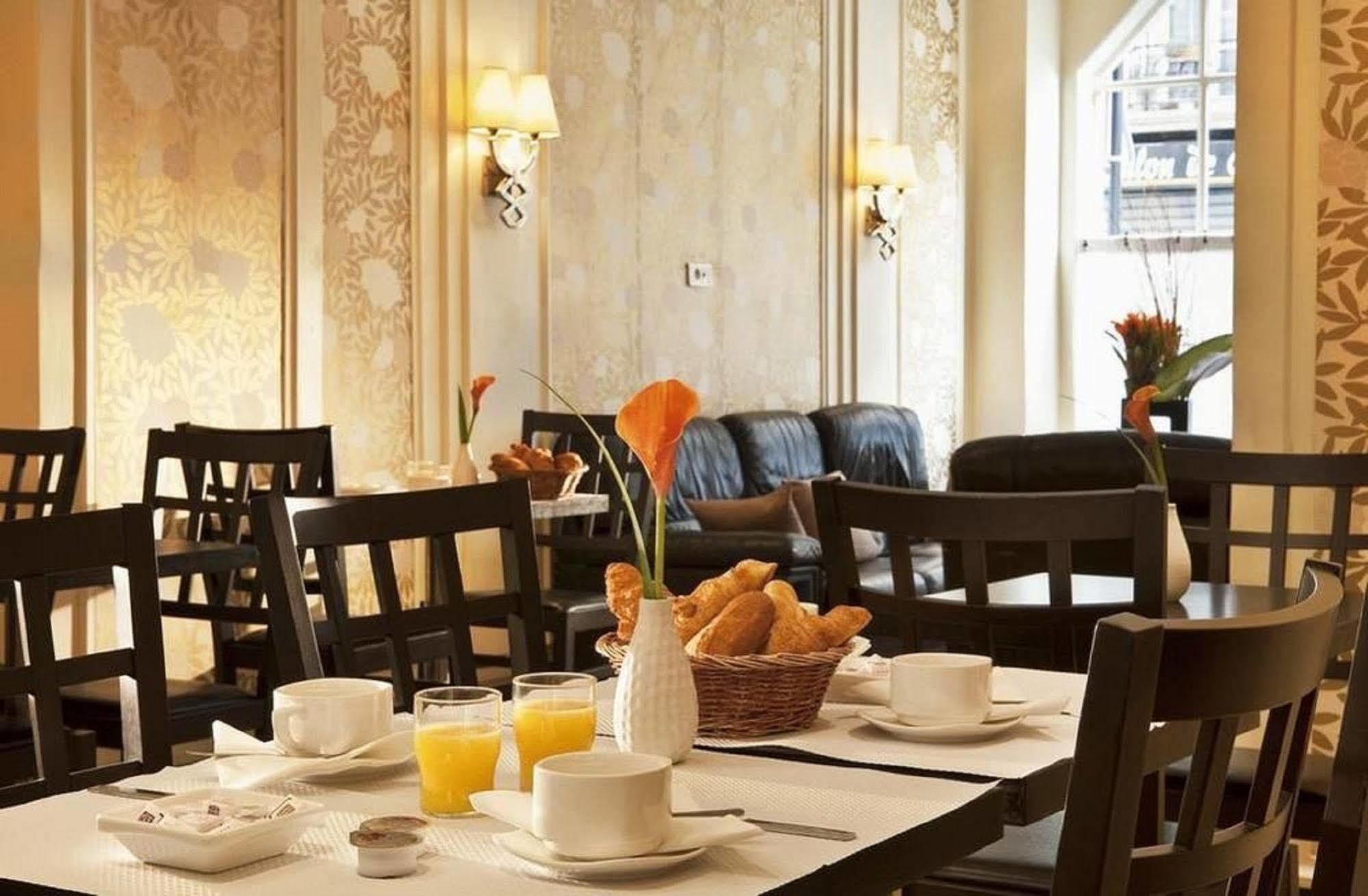 Hôtel Gérando Parigi Esterno foto